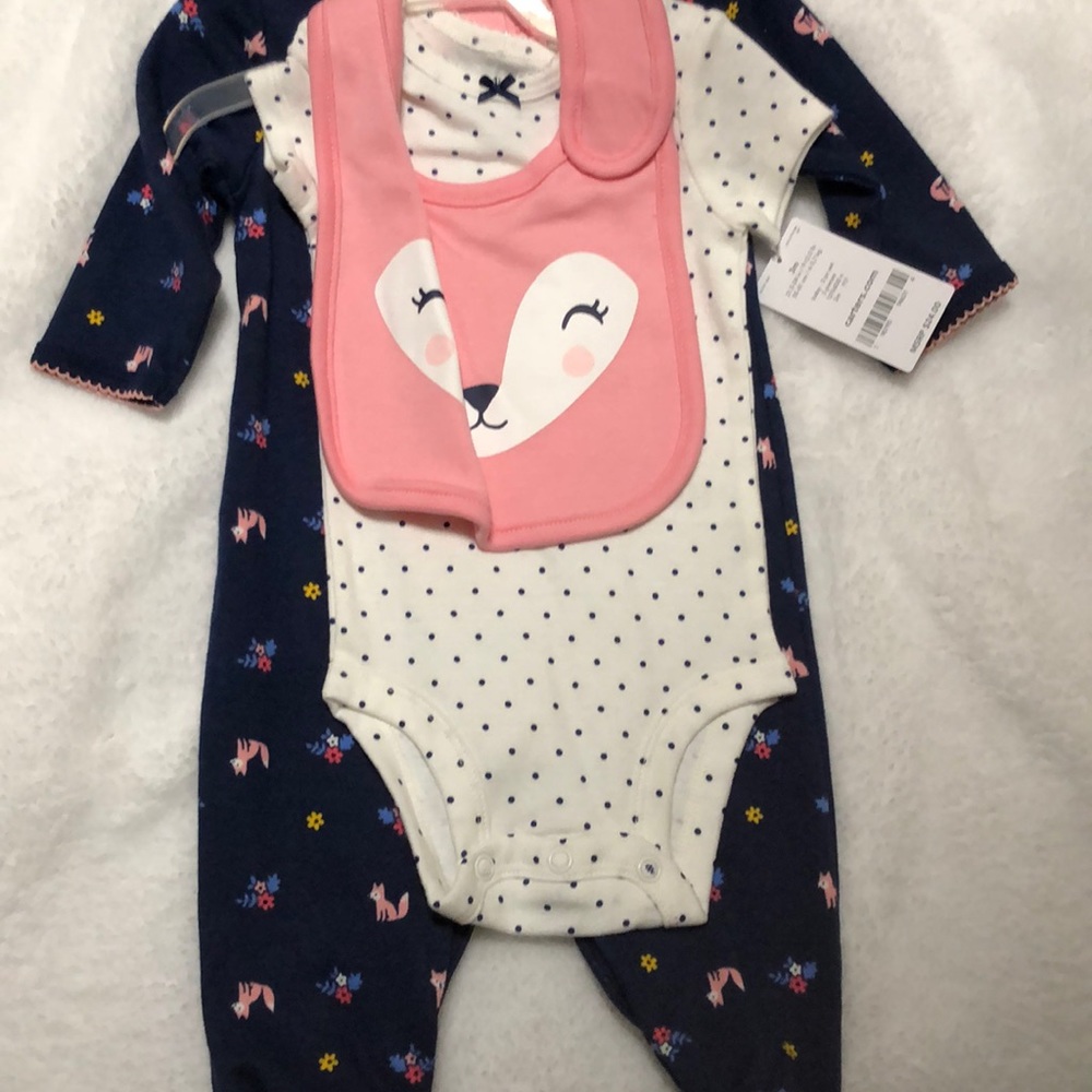Carters 3piece set !